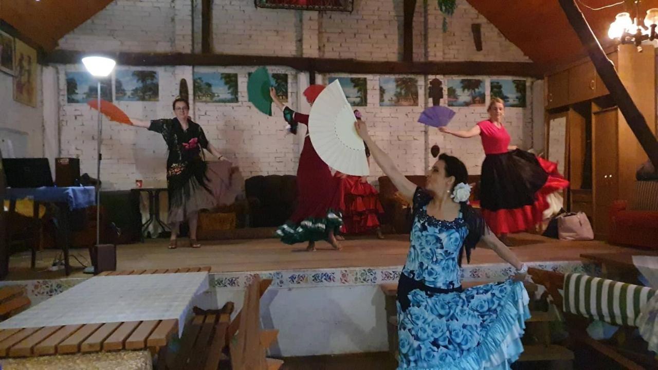 Kurnik Polski Agroturystyka Tykocin Esterno foto